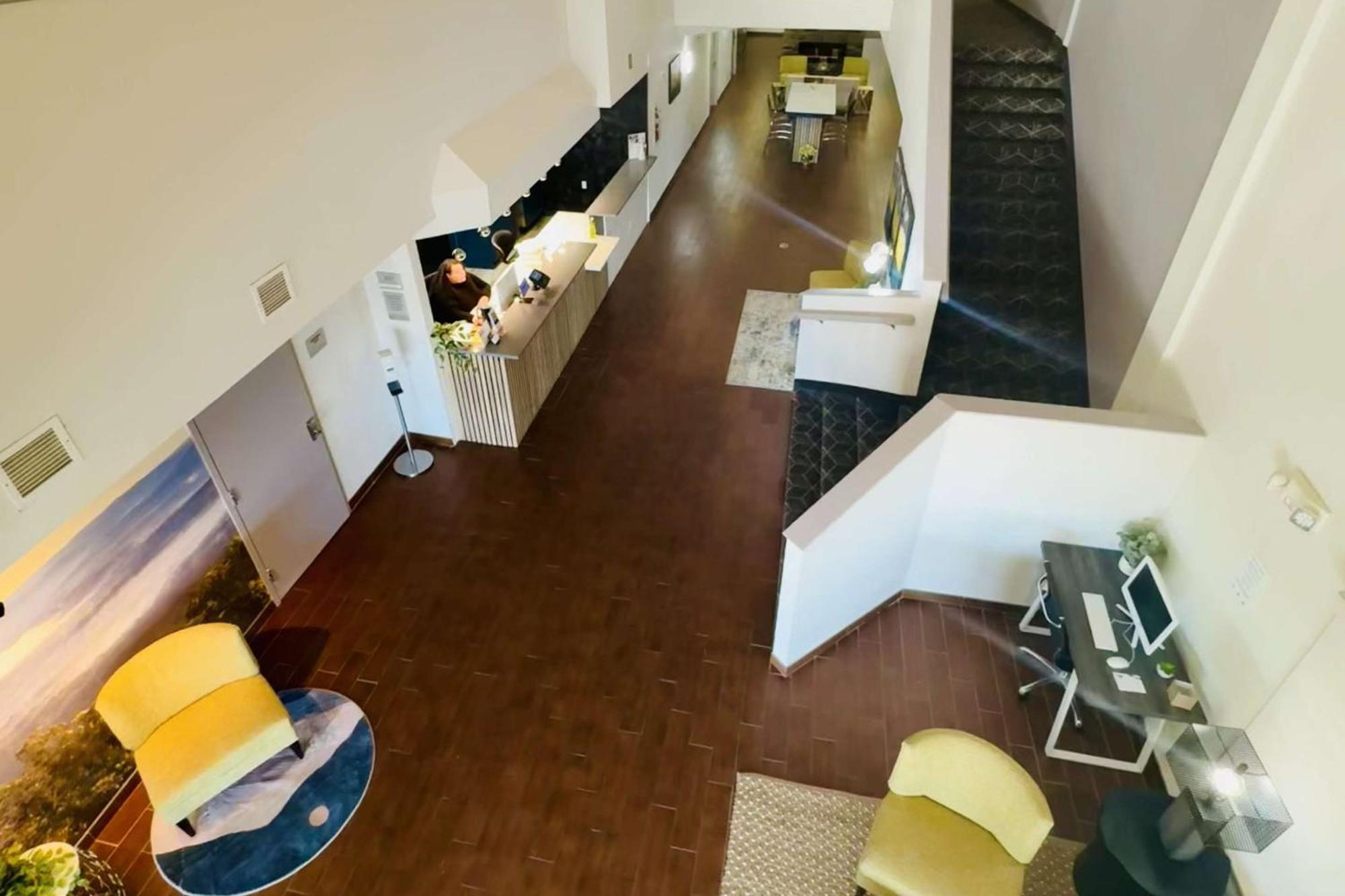 Clarion Pointe Albemarle Hotell Eksteriør bilde