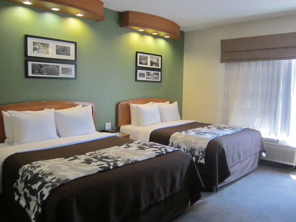 Clarion Pointe Albemarle Hotell Eksteriør bilde